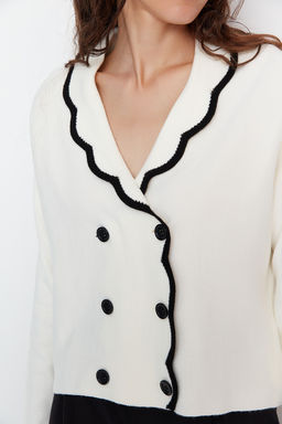 TRENDYOLMILLA Limited Edition Ekru Kruvaze Yaka Renk Bloklu Triko H?rka TWOAW22HI0359  фото 4