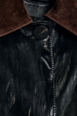 ZW COLLECTION LIMITED EDITION SHINY TRENCH COAT WITH CONTRAST COLLAR