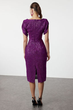 Mor Vucuda Oturan Par?lt?l? Payet S?k Abiye Elbise TPRSS24EL00108