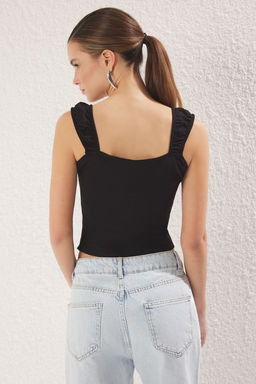 Ekru Carmen Yaka Fitted/Vucuda Oturan Dusuk Kol Buzgu/Drape Detayl? Orme Bluz TWOSS24BZ00500 - Trendyolmilla фото 13