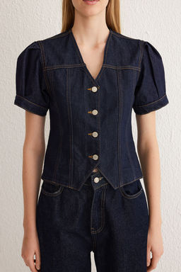 Trendyolmilla Koyu Mavi K?sa Balon Kollu V Yaka Denim Bluz TWOSS25BZ00000 фото 3