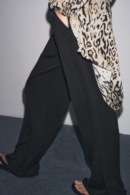 ZW COLLECTION LOOSE-FITTING DARTED TROUSERS - Zara фото 5