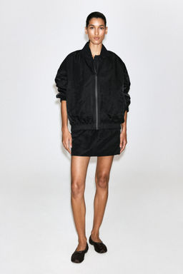 CAZADORA BOMBER DE NAILON CON DETALLES FRUNCIDOS - H&m фото 4