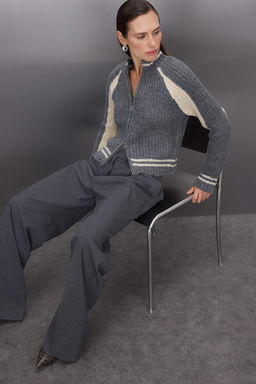 Gri Yumusak Dokulu Fermuarl? Triko H?rka TWOAW26HI00154