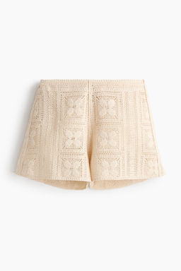 Pantal?n corto efecto crochet en mezcla de seda