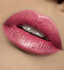 LuxVisage Губная помада LUXVISAGE тон 02 розовый с жемчужно-розовым перламутром