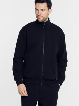 Толстовка мужская в черном цвете