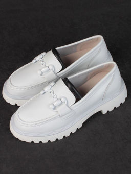 03-HY6-2D WHITE Лоферы женские (натуральная кожа)