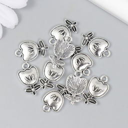 Цена за 10 шт. Металлический элемент, декоративная подвеска Арт Узор. Цветочек с листиками, серебро, 1.2?2 см