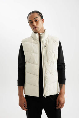 Ветрозащитный водоотталкивающий надувной жилет DeFactoFit стандартной посадки с воротником-стойкой