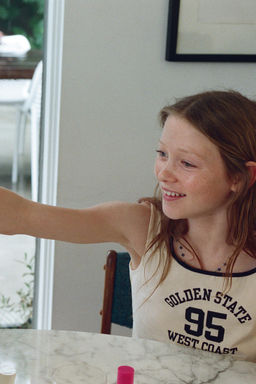 CAMISETA TEXTO VIVOS / Crudo