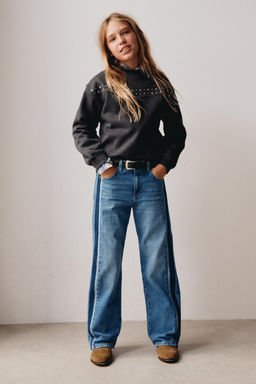 SWEATSHIRT WITH STUDS