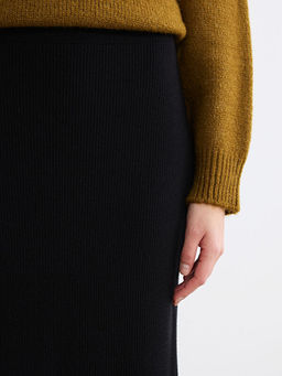 Beli Lastikli Fitilli Triko Etek