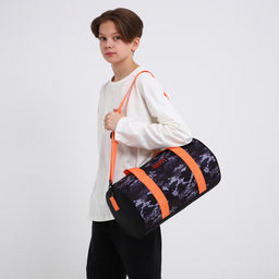 Сумка детская спортивная для мальчика «Камуфляж», 40×20×20 см, отдел на молнии, чёрная