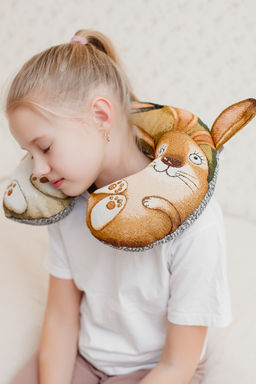 Подушка игрушка С любовью зайчата 30*40