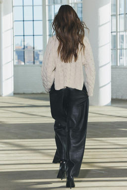 CABLE-KNIT SWEATER WITH SIDE STRIPES - Zara фото 5