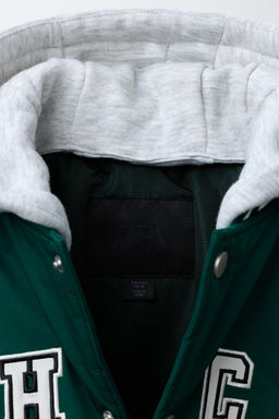 QUILTED VARSITY BOMBER JACKET WITH DETACHABLE HOOD - Zara фото 8