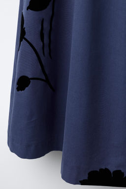 FLOCKED FLORAL DRESS - Zara фото 4