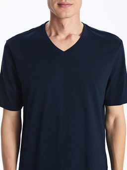 B?y?k Beden V Yaka K?sa Kollu Penye Erkek Ti??rt