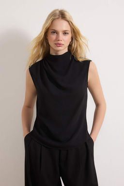 Siyah Degaje Yaka S?k Dokuma Krep Bluz TWOSS26BZ00395