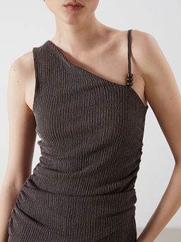 Kay?k Yaka Dokulu B?zg?l? Bluz