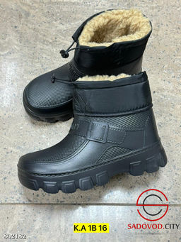 Сапоги для мужчин, выполненные из резины