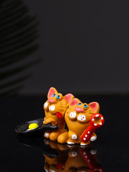 Фигурка полистоун «Два кота с яичницей», 3.2×7×2.6 см