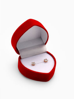 Футляр под кольцо, серьги Сердце с рамкой из точек, бархатный, 5?5 см (0.5 см ), красный