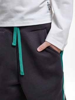 Брюки с лампасом для мальчика штаны спортивные 22-7681 светлый графит - Mini maxi фото 33