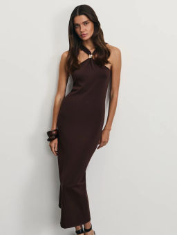 Трикотажное облегающее платье из вискозы / Zarina