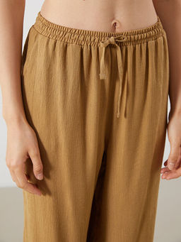 Beli Lastikli Dokulu Kad?n Pantolon