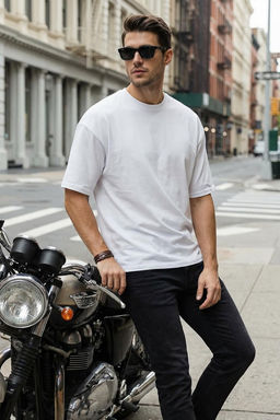 TRENDYOL MAN Siyah Basic Bisiklet Yaka Oversize/Genis Kesim K?sa Kollu T-Shirt TMNSS22TS0317 - Trendyolmilla фото 34