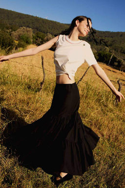 Футболка с короткими рукавами и вышивкой Lug Von Siga x DeFacto