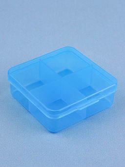 Цена за 2 шт. Таблетница, 7×6.7×2.4 см, 4 секции, цвет синий