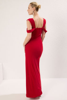 K?rm?z? Kol Detayl? Orme S?k Maxi Abiye Gece Mezuiyet Elbisesi TPRSS25AE00095