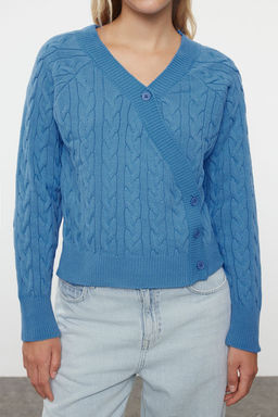 Mavi Asimetrik Dugme Detayl? Triko H?rka TWOAW25HI00012