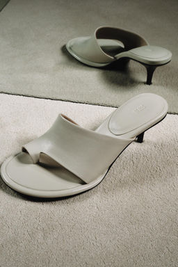SANDALIA TAC?N PIEL LIMITED EDITION / Blanco - Zara фото 2