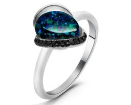 Кольцо из серебра опал черный, МОВ0300