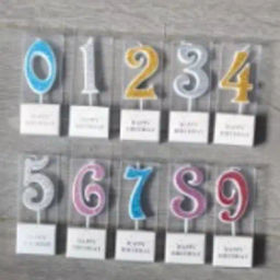 Цена за 10 шт. Свеча для торта Цифра Иллюзия "8" 9.5 см, красный