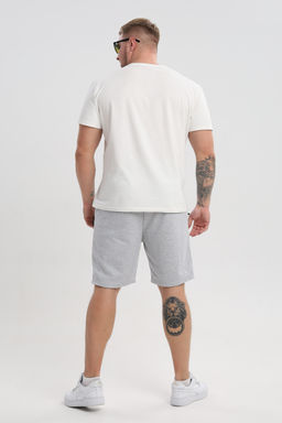 16 Шорты мужские