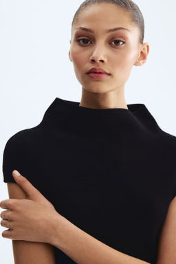 Top con cuello perkins - H&m фото 8