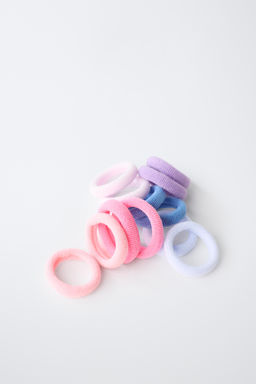 PACK CAJITA GOMITAS Y PINZAS KPOP DEMON HUNTERS NETFLIX / Multicolor - Zara фото 3