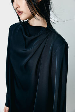 Vestido drapeado de sarga - H&m фото 2