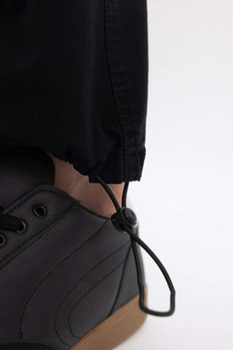 Прямые брюки-парашюты с карманами-карго и карманами Relax Fit - Defacto фото 6