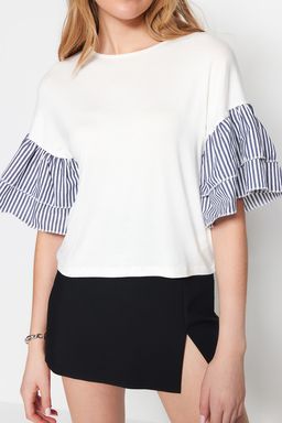 Beyaz Poplin Detayl? Relaxed/Genis Rahat Kesim Bisiklet Yaka Orme Bluz TWOSS23BZ00065