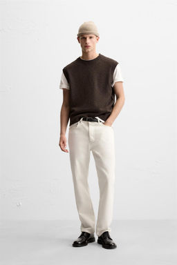 KNITTED WOOL VEST