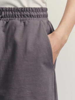 Трикотажные шорты с эластичным поясом / Zarina  фото 7