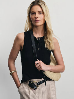 Майка из вискозы в рубчик / Zarina