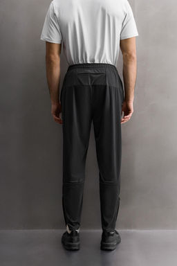 COLOUR BLOCK TECHNICAL TROUSERS - Zara фото 3