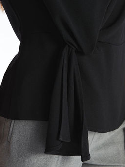 D?k?ml? Yaka Kad?n Bluz